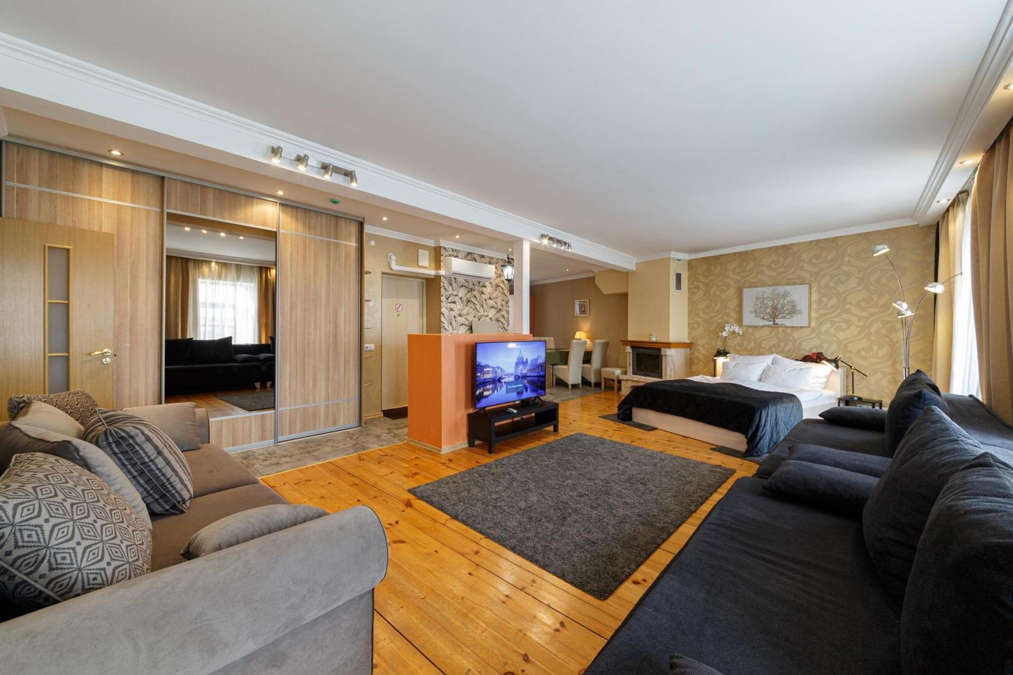 公寓 Daugavaluxapartments Free Parking *